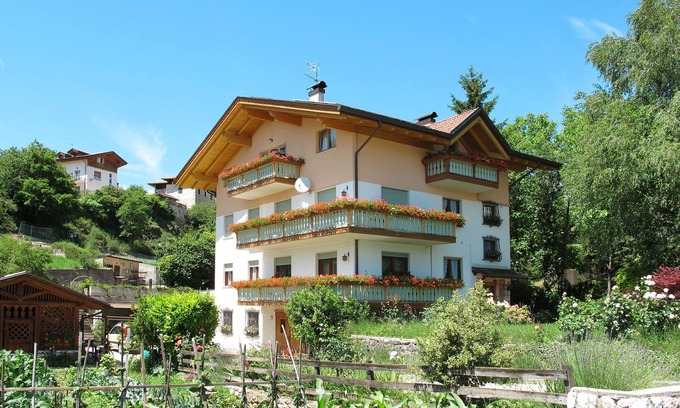 Coredo Apartamento | Pancheri by Interhome