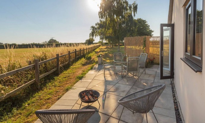 Bradford-on-Avon Apartamento | Apartamento-Moderno-Baño Privado-Vista al campo-Longscroft Lodge