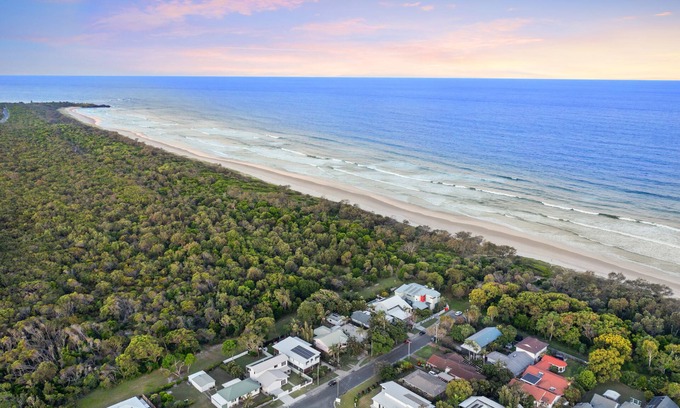 Pottsville Casa | Pangkarra -stunning Family Beach House - Sleeps 8