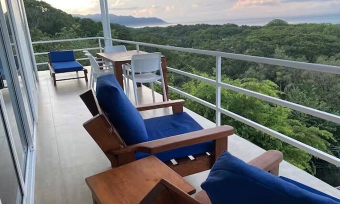 Playa Santa Teresa Apartamento | Vista pano al océano - Café - Surf - Triple Wifi