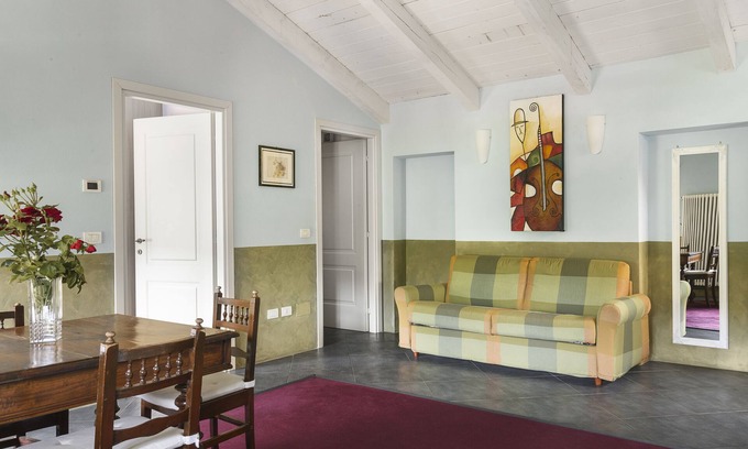 Santo Stefano Belbo Apartamento | Apartamento-Premium-Baño Privado-Vista a la Piscina-Appartamento Quattro