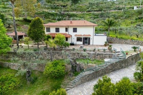 Santo Stefano di Camastra Apartamento | Panoramic Villa Fiore di Limone near Cefalú