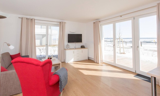 Plau am See Apartamento | Panorama apartment "Leuchtturmblick", two terraces dog allowed. House 6 No 57