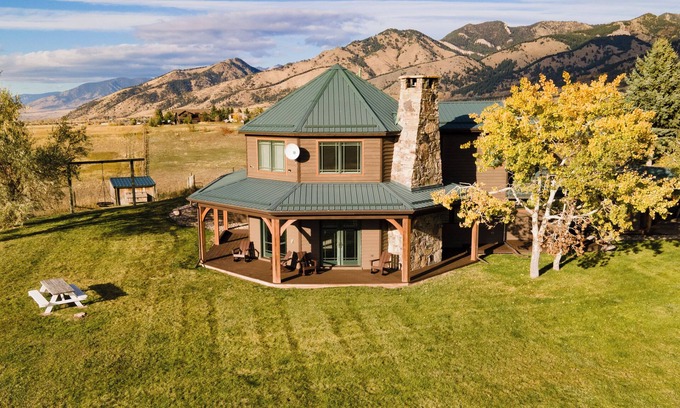 Bozeman Casa | Panorama Mountain Escape w/ Amazing 360° Views