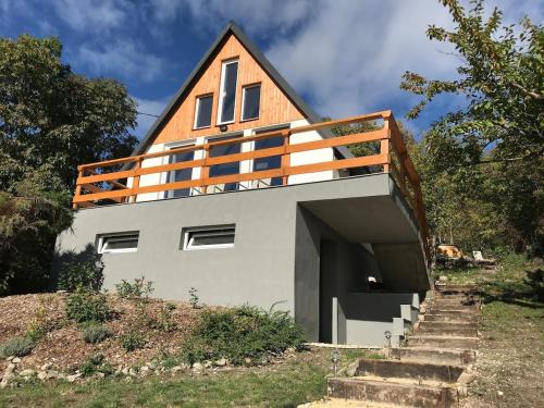 Szentendrei Chalet De Esquí | Panorama Wooden Cabin - Hot Tub