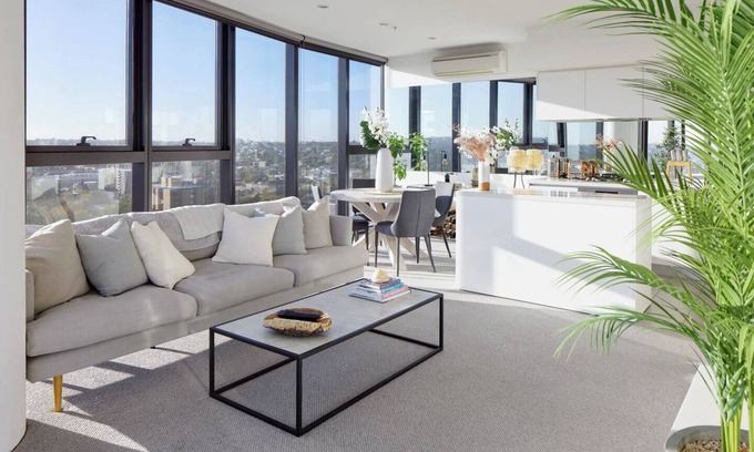 South Yarra Apartamento | Panoramic Elegance Stylish off Chapel St with Pool
