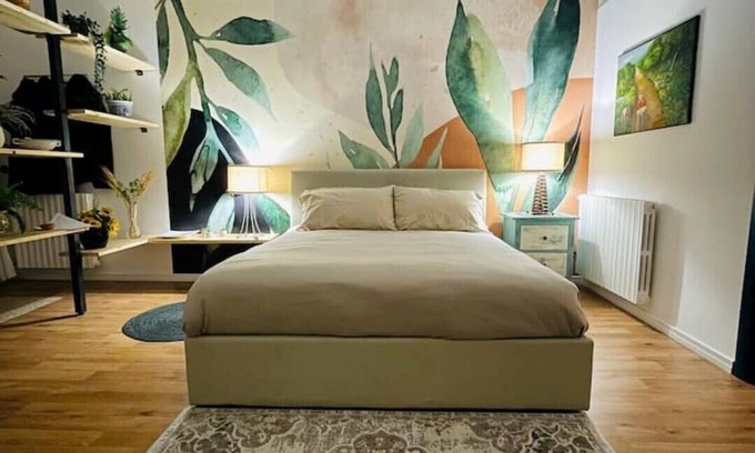 Caltagirone Apartamento | Panoramic loft in front of villa. Rome Street