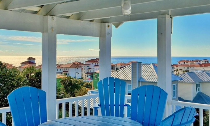 Gulf Place Casa | Panoramic Ocean View ☀️ Near Beach | Family Friendly | Saltwater Pool ☀️ Barbie Bathroom!