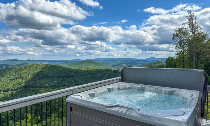 Todd Cabina | Your Perfect Cabin Stay at Panoramic Point Is Just a Click Away!