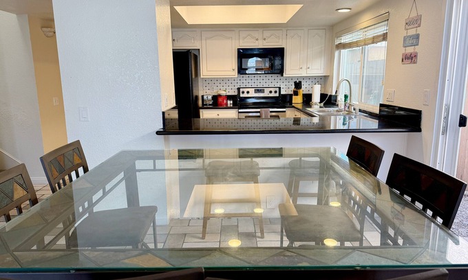 Crown Point Casa | Panoramic View Bayfront Gem 3BR