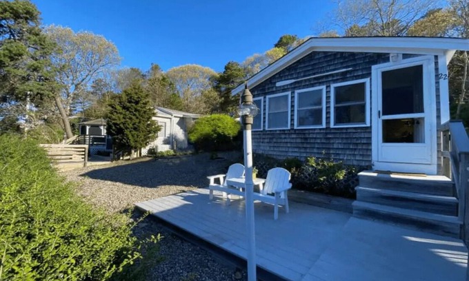 South Dennis Cabaña | Panoramic views and pond access