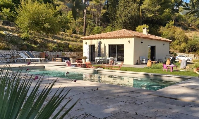 Roquevaire Villa | Panoramic villa with heated pool