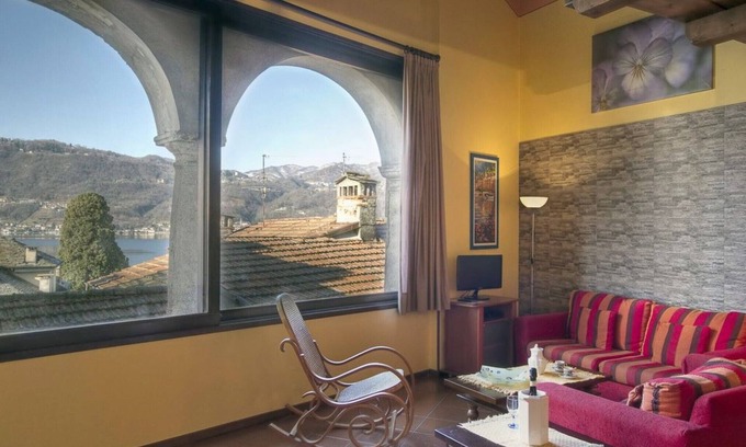 Orta San Giulio Apartamento | APARTAMENTO CON ENCANTO "PANORAMICO" VISTA LAGO, EN EL CENTRO HISTÓRICO