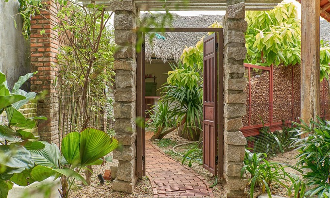 Hoi An Casa | Pao Homes - Arch House,1’ to the sea