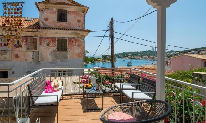 Gaios Apartamento | Paola's Full Sea View House