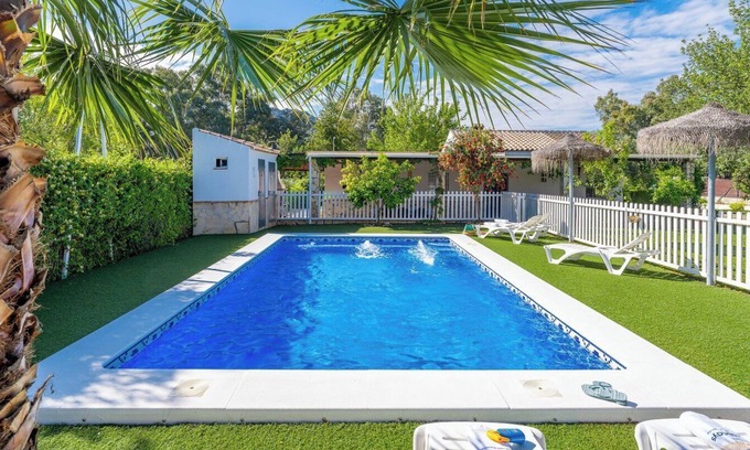 Prado del Rey Villa | PaperoDor Prado del Rey by Ruralidays