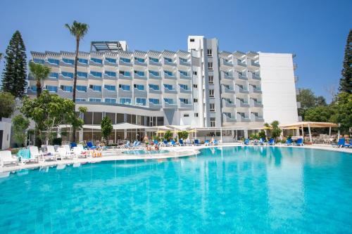 Pernera Hotel | Papouis Protaras Hotel