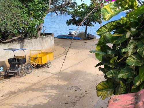 Porto da Madama Casa | Paqueta · Paquetá 2 quartos - AC , Wi-Fi e Churrasqueira!