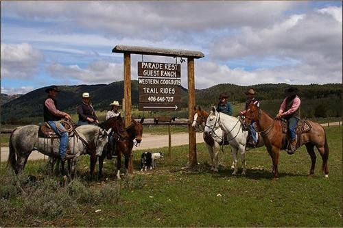 West Yellowstone Complejo | Parade Rest Ranch