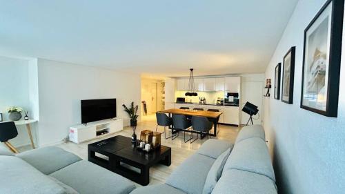 Old Town Apartamento | Paradeplatz Apartment by Airhome