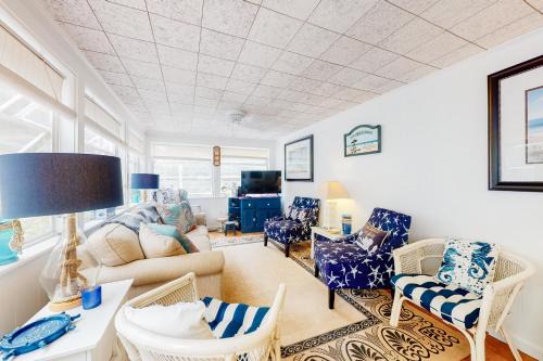 Brewster Casa | Paradise by Ocean Edge
