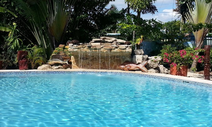 Placencia Villa | ¡Paraíso encontrado! Hermosa villa privada en el mar en el pueblo de Placencia!