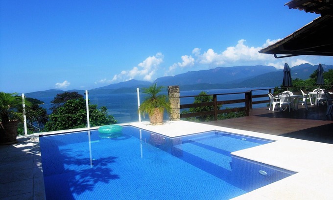 Portogalo Casa | MAGNIFICA CASA + VISTA PARA EL MAR + LANCHA PARA PASEOS EN LAS ISLAS DE ANGRA
