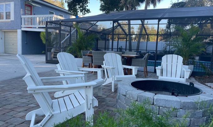 Tampa Apartamento | “Paradise in the Heights”