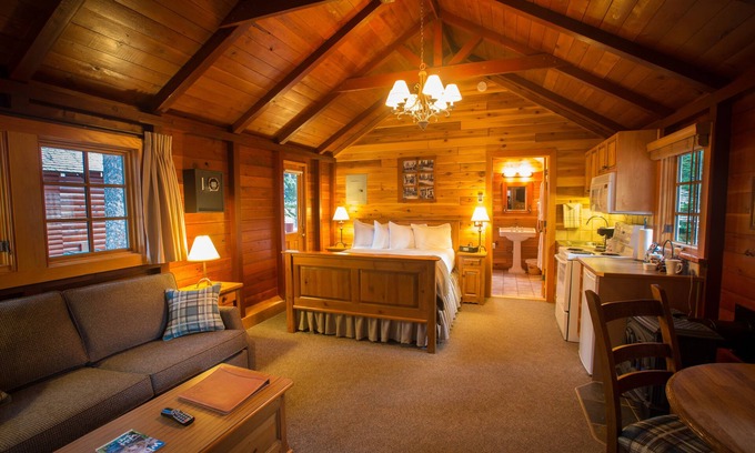 Lake Louise Cabina | Paradise Lodge & Bungalows