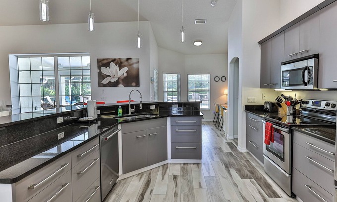 Inverness Casa | Paradise on the 6th Executive Golf Villa with Pool Hot Tub Sleeps 8