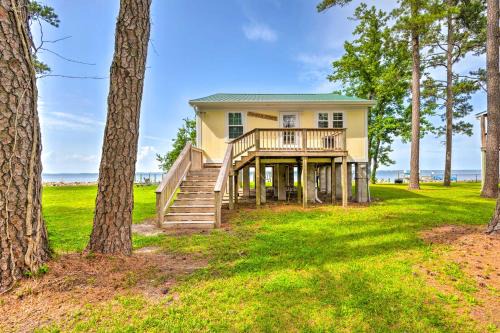Hobucken Casa | Paradise Point Pamlico River Home with Dock and View
