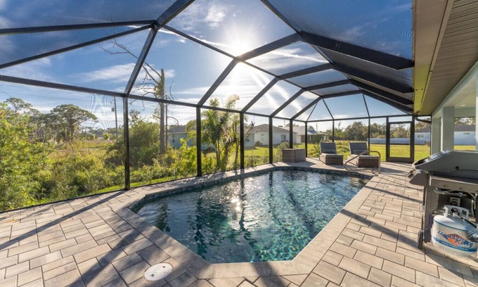 Rotonda Heights Apartamento | Paradise Pool Oasis Vacation Home in Rotonda