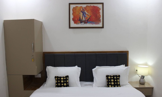 Varanasi Casa | Paradise Stays