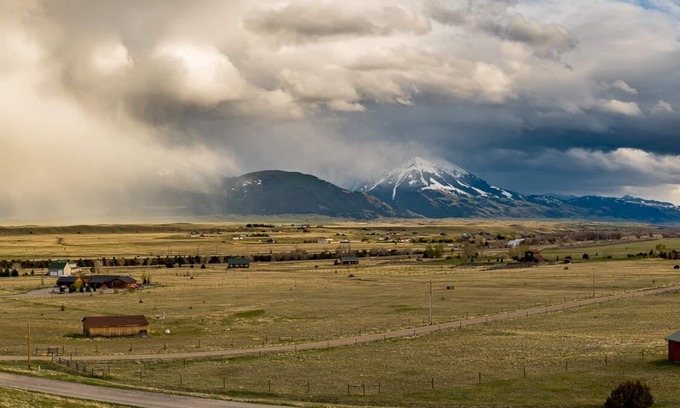 Livingston Cabina | Paradise Valley con acceso de pesca al río Yellowstone