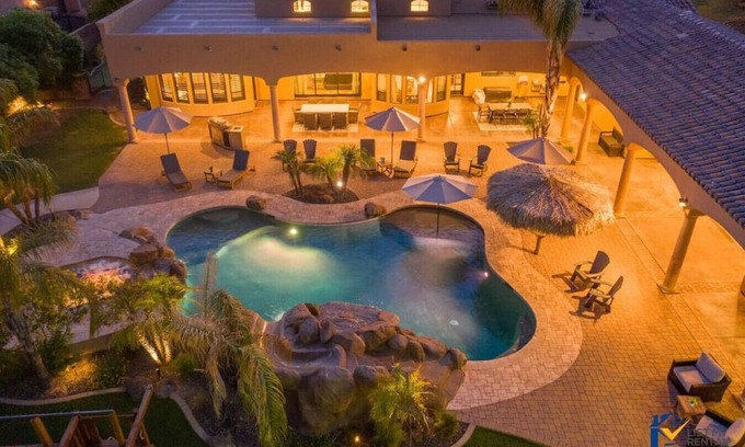 East Mesa Apartamento | Paradise Waterslide Grotto SportsCourt Playground