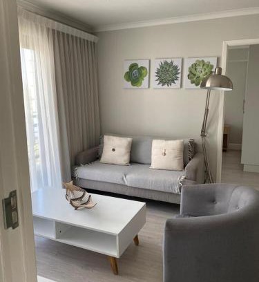 Observatory Apartamento | Paragon Domain Light and Airy Stylishly Decorated