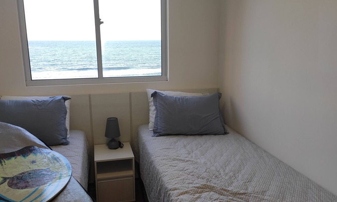 Barra Velha Apartamento | Paraiso Frente ao Mar Permita-se viver essa experiência. Condomínio pé na areia