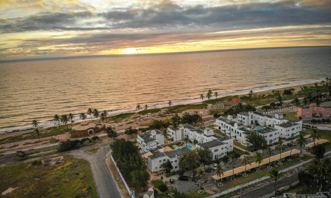 Aracati Apartamento | Paraiso frente ao mar, réplica de uma vila grega!