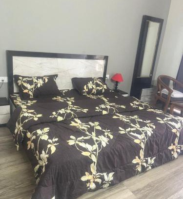 Greater Noida Apartamento | Paramount Golf Forest