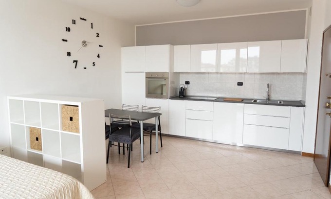 Corsico Apartamento | Parcheggio Privato - Appartamento a Milano