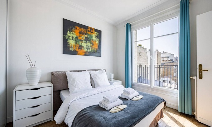 Faubourg-du-Roule Apartamento | Paris 8ème - Champs Elysées - Balcony - 1 bedroom