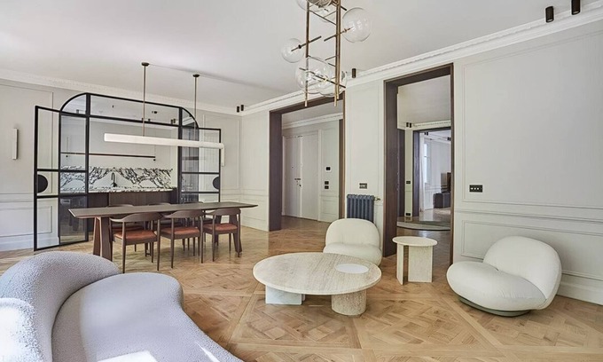 Champs-Elysees Condominio | Paris at the Top – 4BR Luxury Penthouse w/ Tower Views