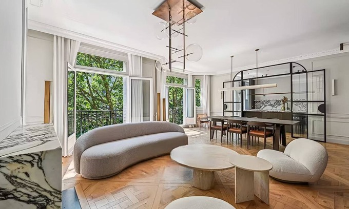 Champs-Elysees Apartamento | Exclusive 4BR 400m2 Penthouse by the Eiffel Tower
