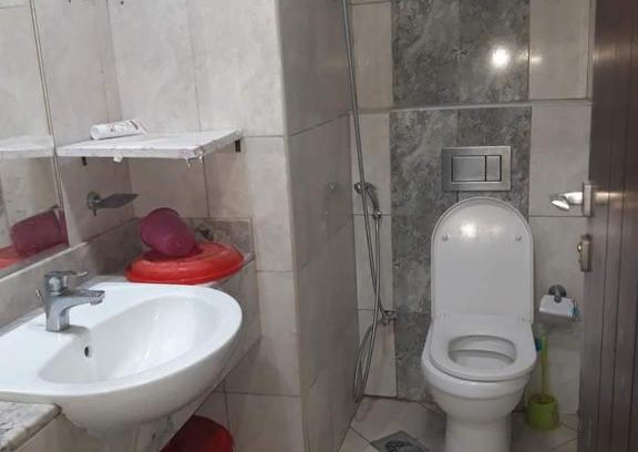 Dubai Apartamento | parititon near metro