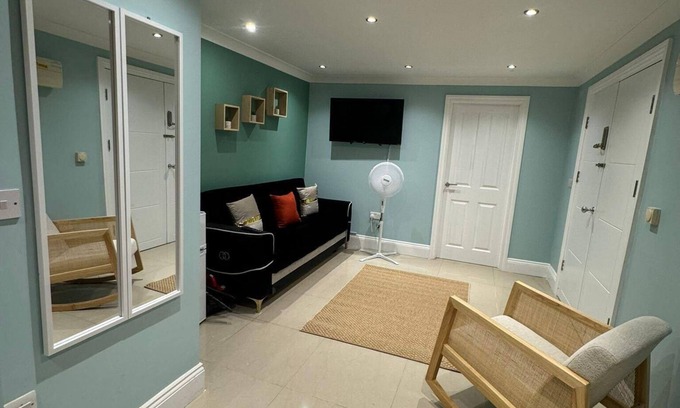Hanger Hill Apartamento | Park Avenue Luxury Apartment in London