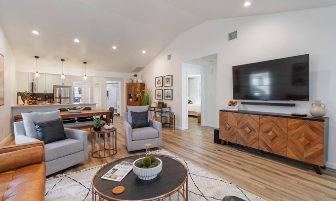 Bastrop Casa | Park Place, Bastrop Beauty