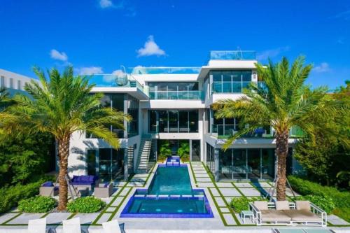 East Fort Lauderdale Casa | Park Place Mansion