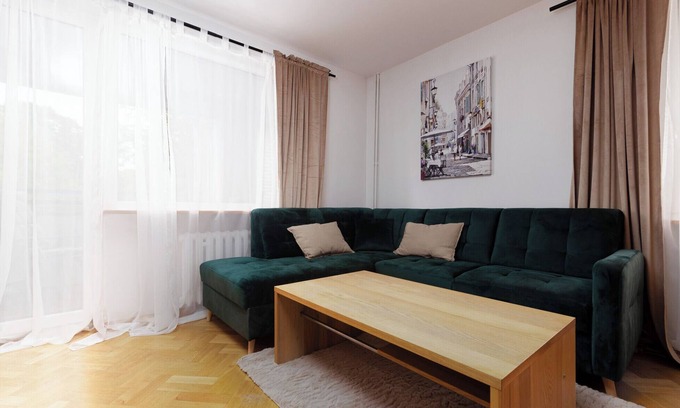 Srodmiescie Apartamento | Park Szczytnicki 2-Bedroom Apartment