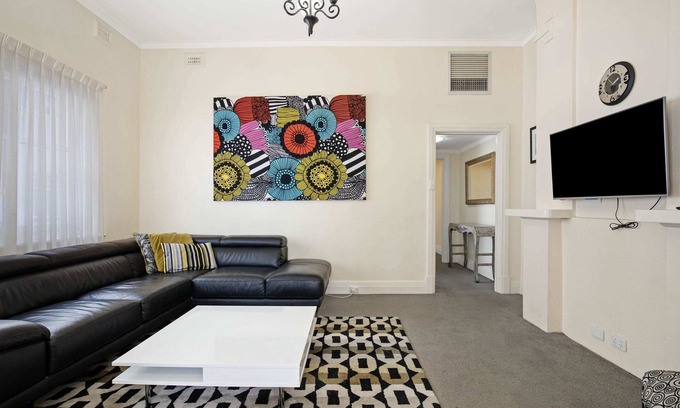 Glenelg Apartamento | Park View 'Elysian' w/ WIFI + Netflix