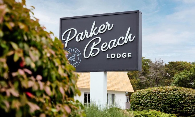 South Yarmouth Hotel | Parker Beach Lodge